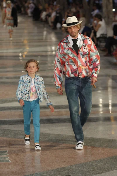 Look 61